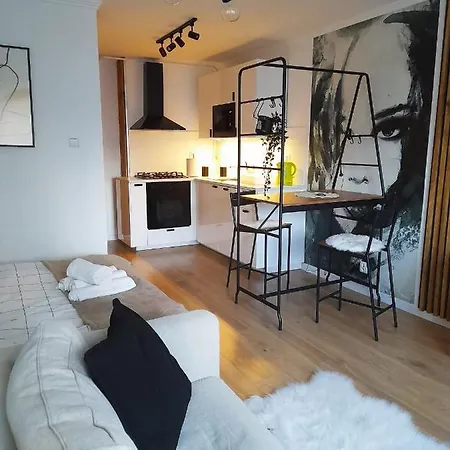 Ogrodowa Apartman Varsó