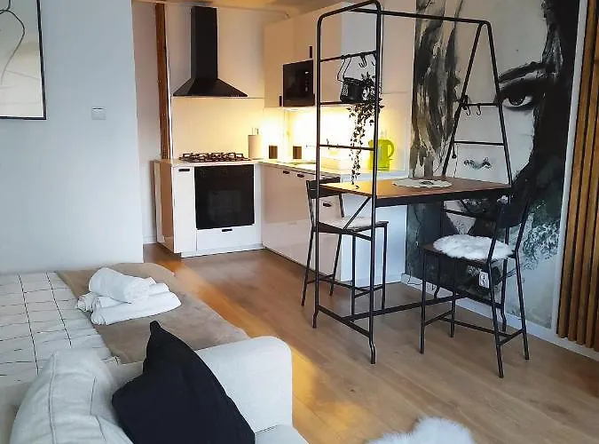 Ogrodowa Apartman Varsó